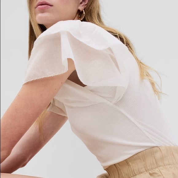 GAP NWT Mini Rib Ruffle Sleeve T-Shirt - Size S - Picture 3 of 5